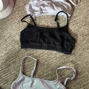 3 pack sports bra.